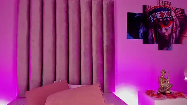 Snapshot of GabrielaSuarez_ chatting on May 16, 7:45 pm GabrielaSuarez online show from May 16, 7:45 pm