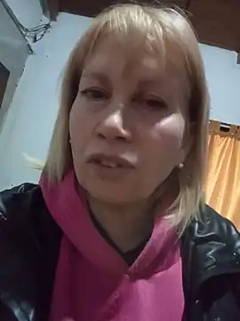 Snapshot of SexyMilf1211 chatting on May 17, 12:12 pm SexyMilf1211 online show from May 17, 12:12 pm