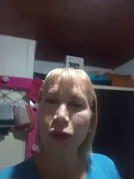 Snapshot of SexyMilf1211 chatting on June 7, 12:09 pm SexyMilf1211 online show from June 7, 12:09 pm