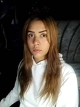 Snapshot of Allisongray-- chatting on November 14, 9:19 am Allisongray-- online show from November 14, 9:19 am