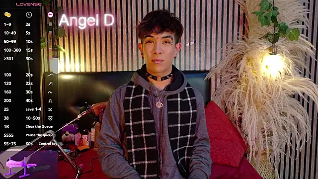 Angeldust19 online show from March 3, 3:12 am