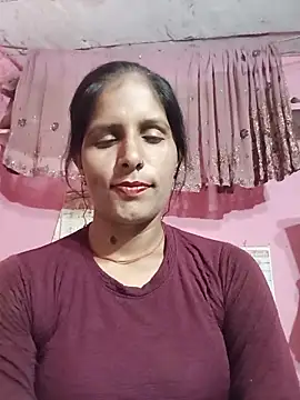 Snapshot of Pirvesh_singh chatting on May 3, 8:53 am Pirvesh singh online show from May 3, 8:53 am
