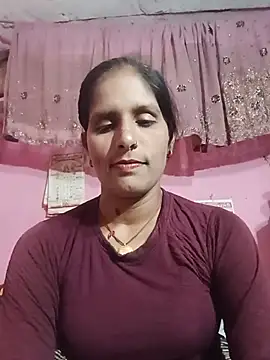 Snapshot of Pirvesh_singh chatting on May 29, 9:29 am Pirvesh singh online show from May 29, 9:29 am