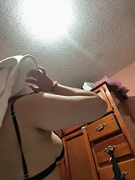 algila08 online show from March 22, 10:18 am