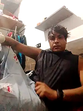 LogaBlade online show from March 25, 6:30 am