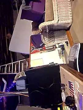 Snapshot of Redheadstud chatting on June 12, 2:43 am Redheadstud online show from June 12, 2:43 am