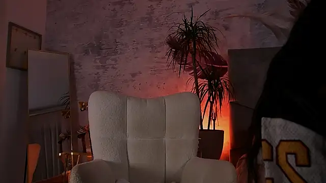 BriannaXmoon online show from February 17, 8:26 pm