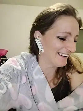 CrazyMaya39 online show from April 17, 9:51 pm