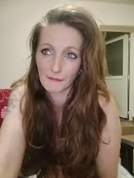 Snapshot of CrazyMaya39 chatting on April 28, 2:27 am CrazyMaya39 online show from April 28, 2:27 am