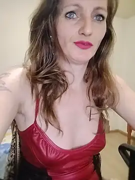 Snapshot of CrazyMaya39 chatting on May 4, 9:55 pm CrazyMaya39 online show from May 4, 9:55 pm