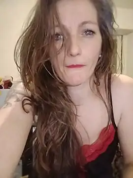 Snapshot of CrazyMaya39 chatting on May 14, 10:05 pm CrazyMaya39 online show from May 14, 10:05 pm
