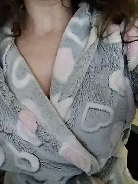 Snapshot of CrazyMaya39 chatting on May 18, 9:42 pm CrazyMaya39 online show from May 18, 9:42 pm