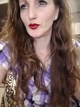 Snapshot of CrazyMaya39 chatting on May 30, 10:18 pm CrazyMaya39 online show from May 30, 10:18 pm