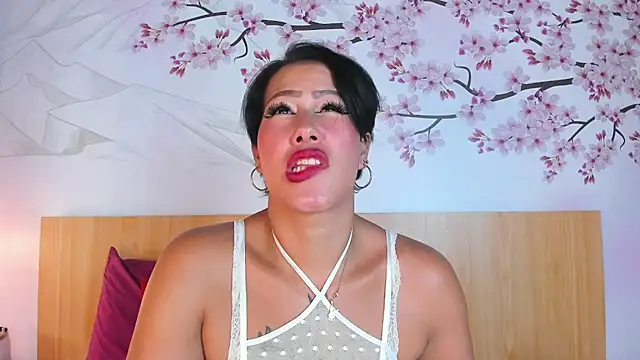 Snapshot of Laura_Torress chatting on July 14, 3:00 am Laura Torress online show from July 14, 3:00 am