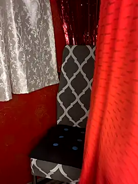 Snapshot of Monicaa___ chatting on November 16, 2:33 pm Monicaa online show from November 16, 2:33 pm