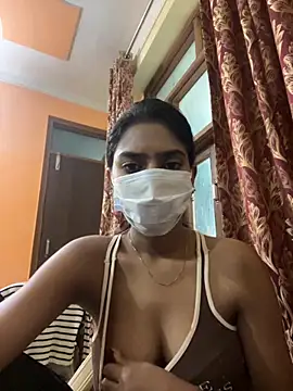 Snapshot of sexyayeshadesi chatting on November 17, 3:56 am sexyayeshadesi online show from November 17, 3:56 am