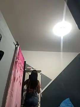 lizmy online show from November 29, 10:57 pm