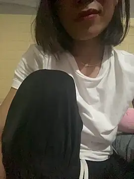 Trangbabylove online show from June 14, 7:49 pm