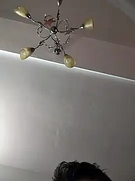 platone09 online show from April 19, 8:44 pm