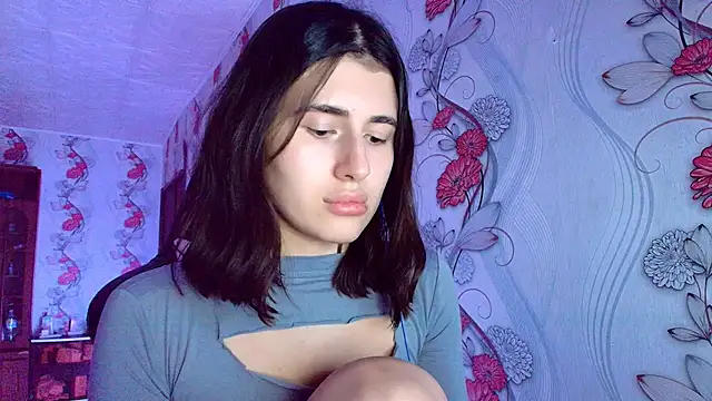 KristinaScott online show from January 15, 3:05 pm