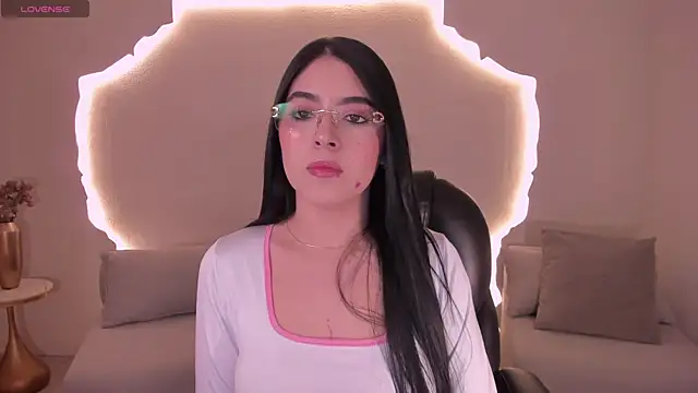 HaileyRoss  online show from July 11, 2:58 am