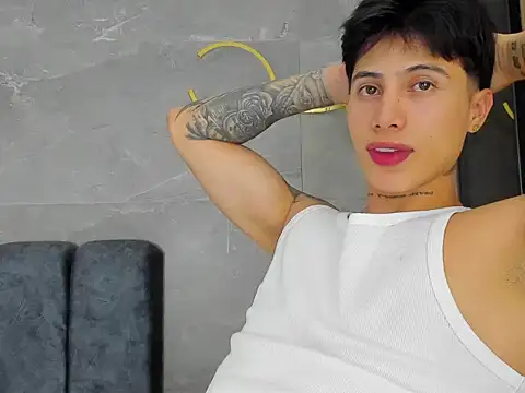 Klein summer online show from November 14, 11:02 pm