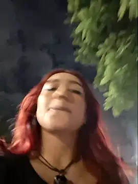 Snapshot of Eveelyn_25x chatting on November 15, 2:42 am Eveelyn 25x online show from November 15, 2:42 am