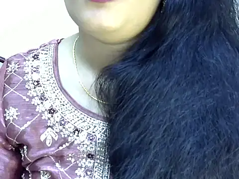 Muskan Jha online show from May 8, 2:44 pm