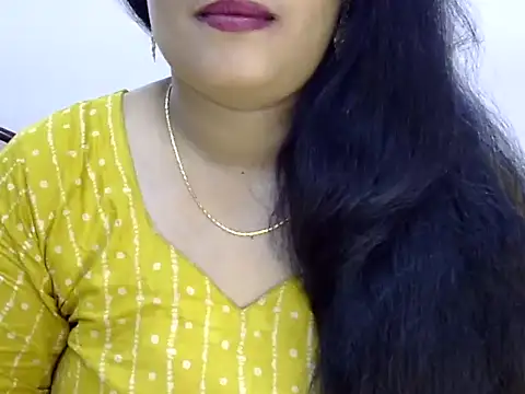Muskan Jha online show from May 11, 7:36 am