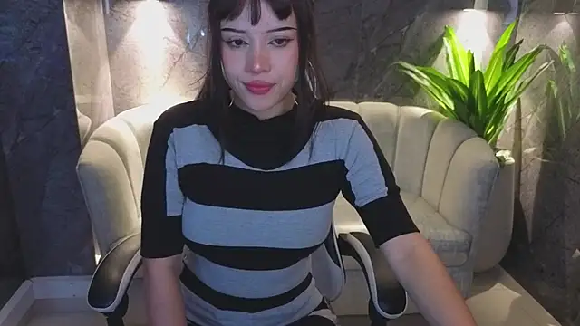 Snapshot of Emily_Tx_ chatting on December 3, 2:52 am Emily Tx online show from December 3, 2:52 am