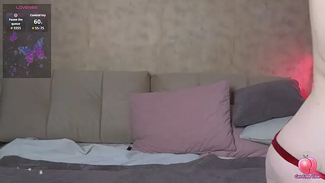 Snapshot of ElaraSable chatting on February 24, 9:51 am ElaraSable online show from February 24, 9:51 am