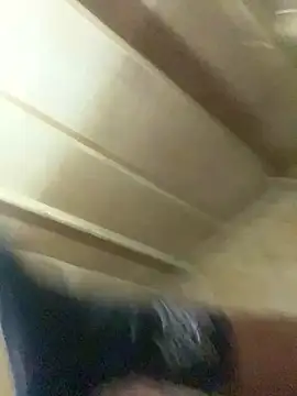 Snapshot of Sweet_Caramel-tay chatting on February 6, 4:54 pm Sweet Caramel-tay online show from February 6, 4:54 pm