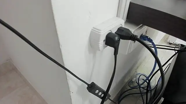 Kendall curves online show from February 10, 3:10 am