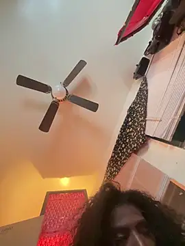 Motherbigbus online show from March 20, 7:02 am