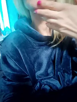 Snapshot of NaughtyClaudia_ chatting on January 10, 12:51 pm NaughtyClaudia online show from January 10, 12:51 pm