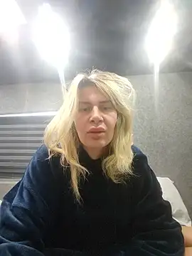 Snapshot of NaughtyClaudia_ chatting on January 11, 12:32 pm NaughtyClaudia online show from January 11, 12:32 pm