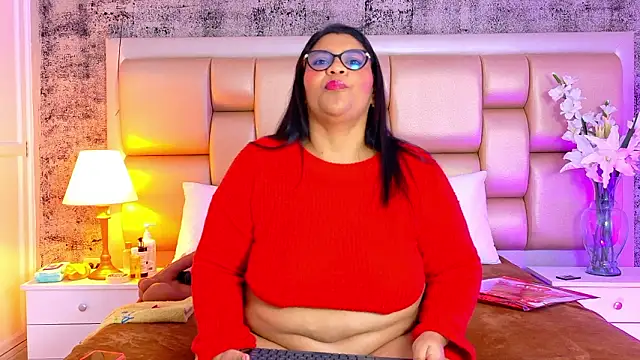 SelennaCooper online show from February 12, 12:00 pm