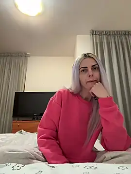 feliciafelon online show from April 25, 5:54 pm