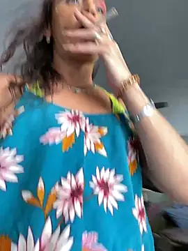 tsashelayamylynzy online show from April 28, 11:21 pm