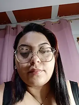 Snapshot of Anna_Lucia88 chatting on May 18, 6:19 am Anna Lucia88 online show from May 18, 6:19 am