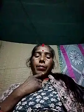 Snapshot of Xx_savita chatting on February 7, 4:43 pm Xx savita online show from February 7, 4:43 pm