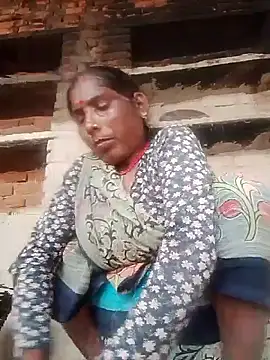 Snapshot of Xx_savita chatting on February 8, 4:49 am Xx savita online show from February 8, 4:49 am