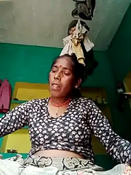 Snapshot of Xx_savita chatting on February 19, 7:15 am Xx savita online show from February 19, 7:15 am