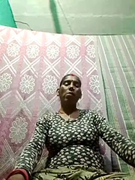 Snapshot of Xx_savita chatting on February 20, 3:45 pm Xx savita online show from February 20, 3:45 pm