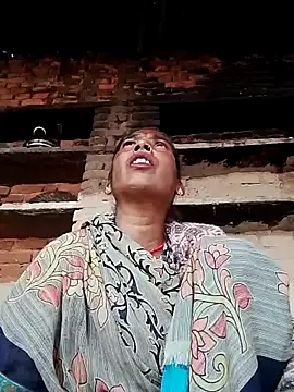 Snapshot of Xx_savita chatting on February 21, 3:51 am Xx savita online show from February 21, 3:51 am