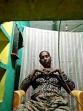 Snapshot of Xx_savita chatting on February 26, 9:36 pm Xx savita online show from February 26, 9:36 pm