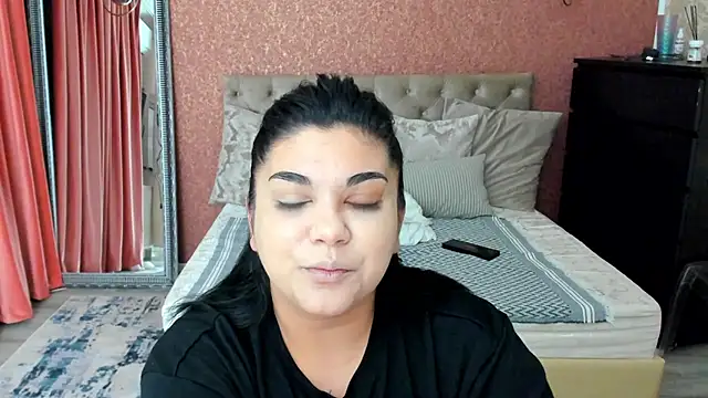 Snapshot of SpicyCarlaXX chatting on May 19, 8:15 pm SpicyCarlaXX online show from May 19, 8:15 pm