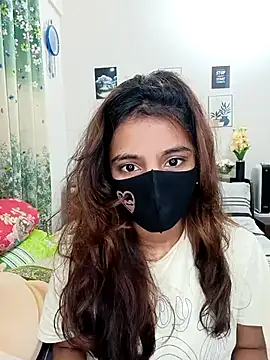 Snapshot of Sexy-Jara1 chatting on February 13, 6:37 pm Sexy-Jara1 online show from February 13, 6:37 pm