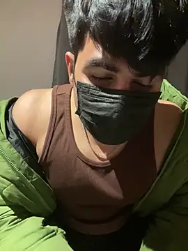Snapshot of Parth_lovesu chatting on February 6, 8:12 pm Parth lovesu online show from February 6, 8:12 pm