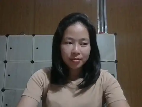 Snapshot of Cat-meow chatting on May 4, 6:20 am Cat-meow online show from May 4, 6:20 am